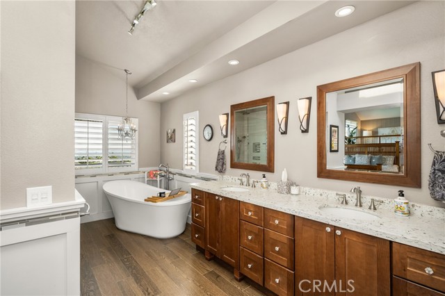 3602 E Ridgeway Road, Orange CA: https://media.crmls.org/medias/1991791f-bc14-45f0-be32-16f5a5317a42.jpg