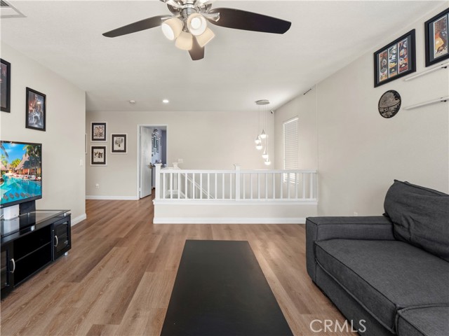 Detail Gallery Image 15 of 30 For 30623 Beryl, Castaic,  CA 91384 - 4 Beds | 3 Baths