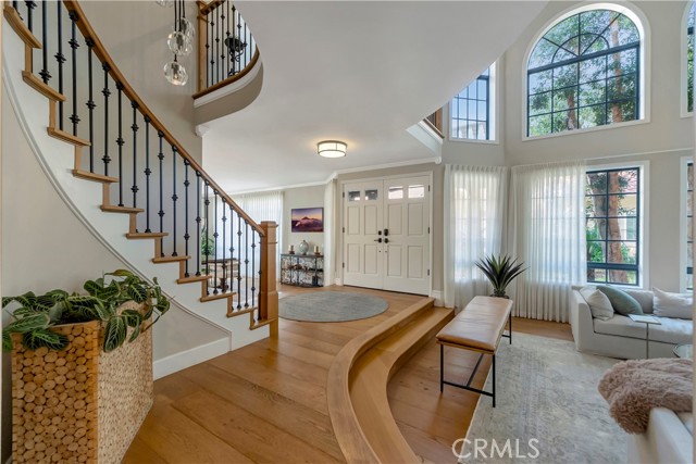 Detail Gallery Image 9 of 58 For 6095 Greenbrier Dr, Huntington Beach,  CA 92648 - 3 Beds | 2/1 Baths