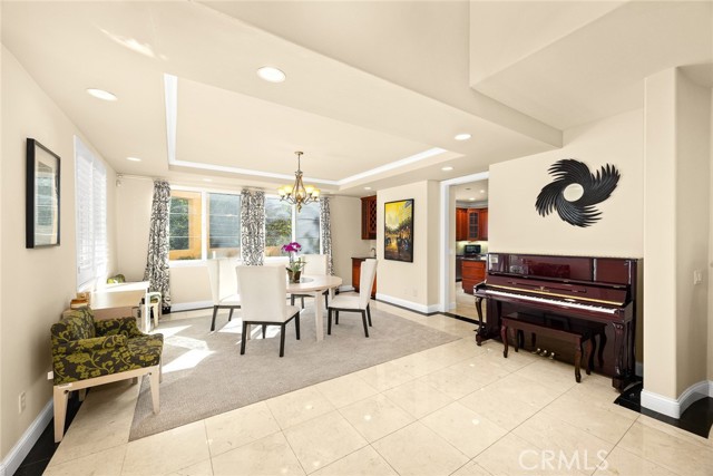 838 Braewood Court, South Pasadena CA: https://media.crmls.org/medias/19920b15-9402-4b32-90de-38a627a849e0.jpg