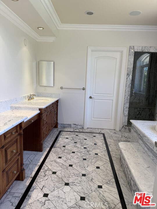 10517 Blythe Avenue, Los Angeles CA: https://media.crmls.org/medias/19922f31-687a-46da-80f8-de811b7129f1.jpg