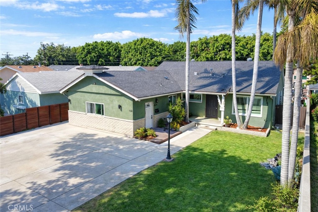 161 W Harcourt Street