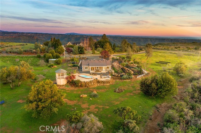 Detail Gallery Image 5 of 38 For 10441 Doe Mill, Chico,  CA 95928 - 3 Beds | 2 Baths