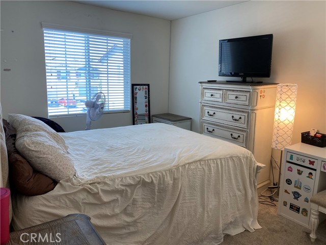 934 Helena Ridge, Lake Elsinore CA: https://media.crmls.org/medias/199400eb-ed4b-4f52-99da-2cec3e83718f.jpg