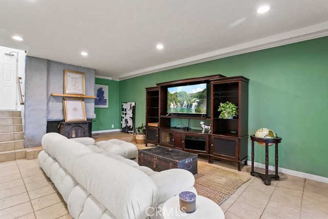 Detail Gallery Image 8 of 50 For 338 Vista Madera, Newport Beach,  CA 92660 - 2 Beds | 3 Baths