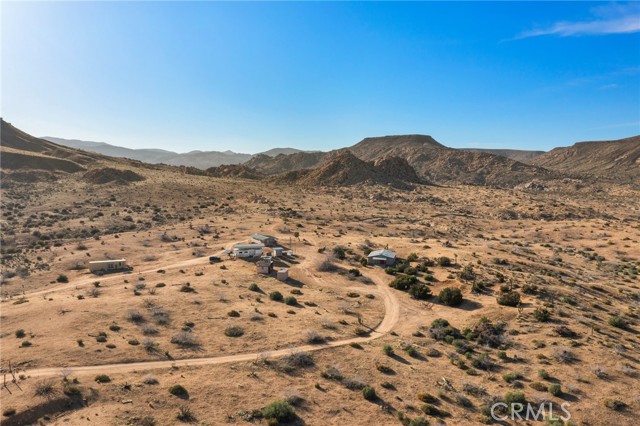 Detail Gallery Image 8 of 35 For 1111 Saratoga, Pioneertown,  CA 92268 - 1 Beds | 1 Baths