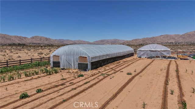 23670 Shirwaun, Apple Valley CA: https://media.crmls.org/medias/19985065-4b94-4bb8-8066-2e64b9442940.jpg