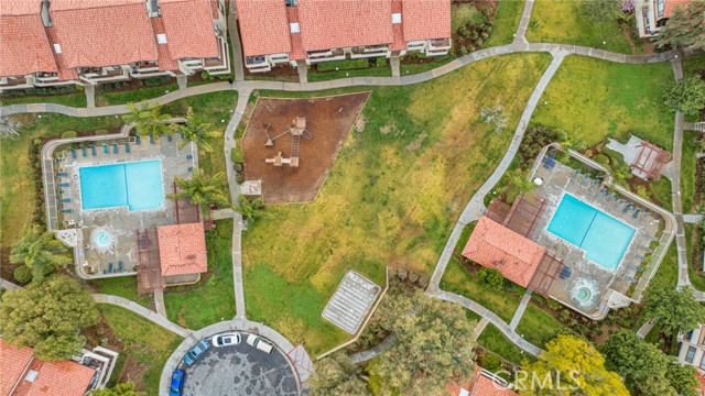 Detail Gallery Image 30 of 32 For 28010 Tiffany Ln #309,  Canyon Country,  CA 91387 - 2 Beds | 2 Baths