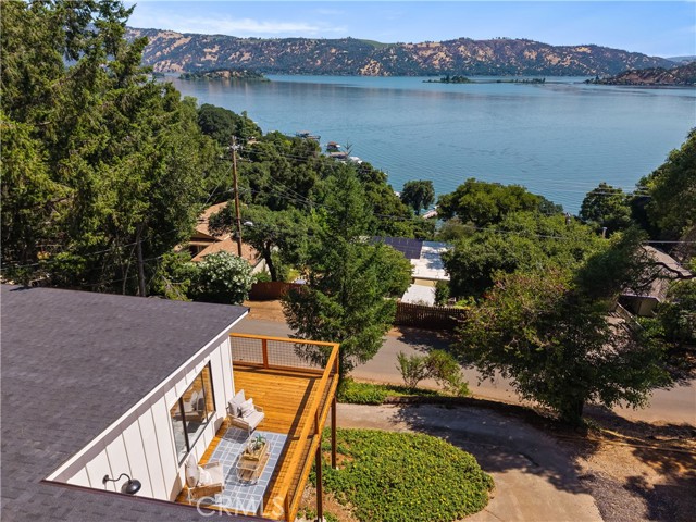 3095 S Lake Drive, Kelseyville CA: https://media.crmls.org/medias/1999dee5-d1eb-4ad9-bc92-f86274ffb45e.jpg