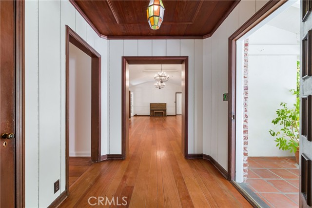 Detail Gallery Image 9 of 49 For 4805 Alta Canyada, La Canada Flintridge,  CA 91011 - 3 Beds | 3 Baths