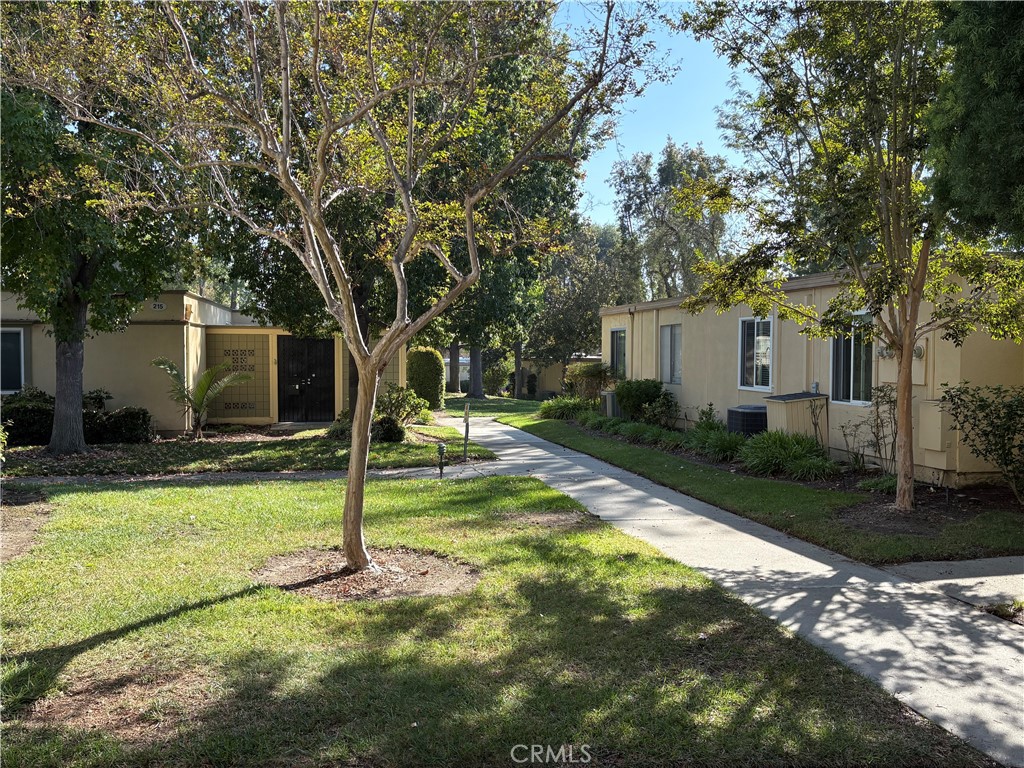 MLS #OC25254445 image #31