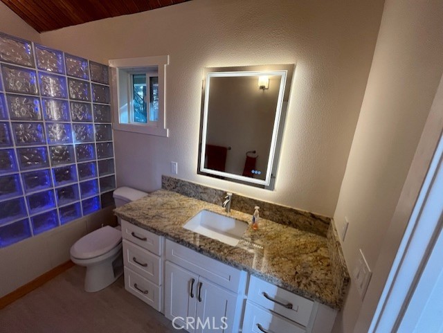 Detail Gallery Image 11 of 18 For 601 Sunderland Ct, Lake Arrowhead,  CA 92352 - 3 Beds | 2 Baths