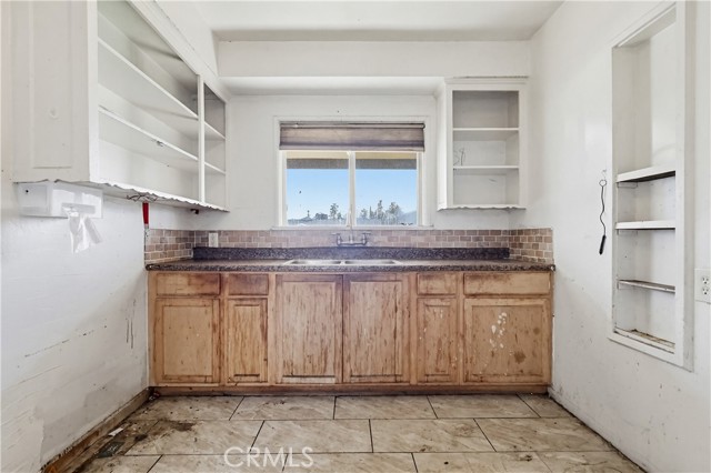 Detail Gallery Image 12 of 19 For 9949 Covello, Burbank,  CA 91504 - 2 Beds | 1 Baths