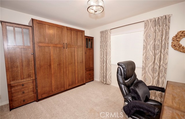 4049 Running Oak Lane, San Bernardino CA: https://media.crmls.org/medias/199bddc7-e818-4127-a97d-a5779912cfe2.jpg