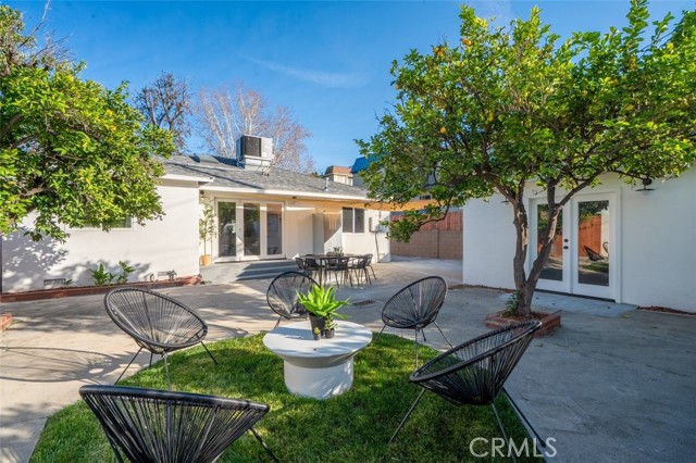 Detail Gallery Image 37 of 38 For 5625 Saint Clair Ave, Valley Village,  CA 91607 - 3 Beds | 2 Baths