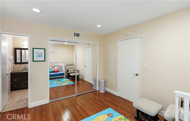 3751 Prestwick Drive, Los Angeles CA: https://media.crmls.org/medias/199c9485-0cf0-45ed-9a9a-47f8b1669989.jpg