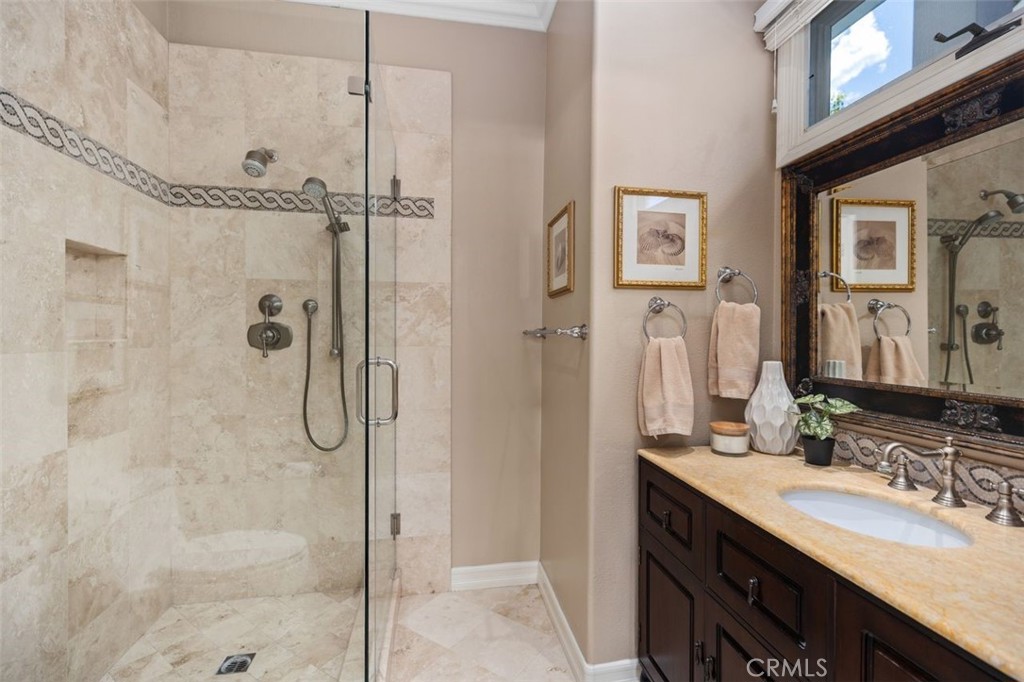 199cfd3f C5ca 4a49 B4f8 F54a44cb46cf