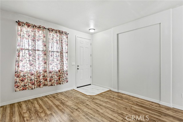 9209 Rosecut Court, Sacramento CA: https://media.crmls.org/medias/199d0225-513e-4e45-8125-2cb3c707ae86.jpg