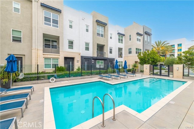 2276 Synergy, Irvine CA: https://media.crmls.org/medias/199d2456-4465-4769-a804-feacf1150a01.jpg