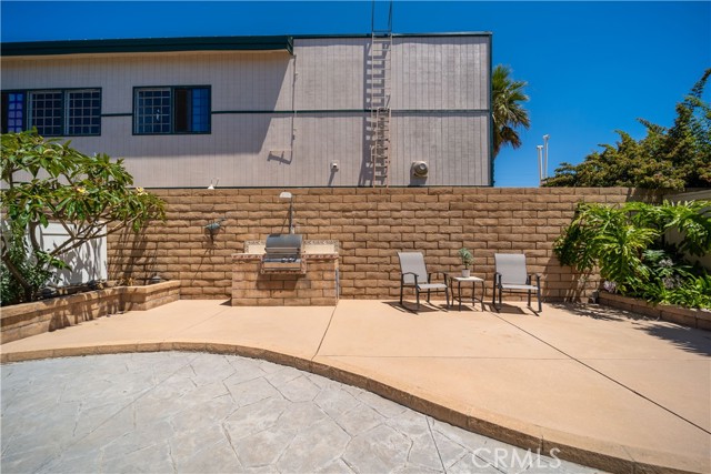 811 Oceanhill Drive, Huntington Beach CA: https://media.crmls.org/medias/199d2d32-224b-45c7-a347-fe845a68327d.jpg