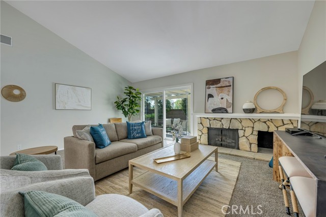 Detail Gallery Image 22 of 48 For 21182 via Este, Yorba Linda,  CA 92887 - 2 Beds | 2 Baths