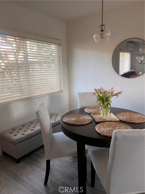 Detail Gallery Image 4 of 15 For 611 S La Veta Park #127,  Orange,  CA 92868 - 1 Beds | 1 Baths