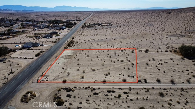 Detail Gallery Image 1 of 6 For 700 Amboy Rd, Twentynine Palms,  CA 92277 - – Beds | – Baths