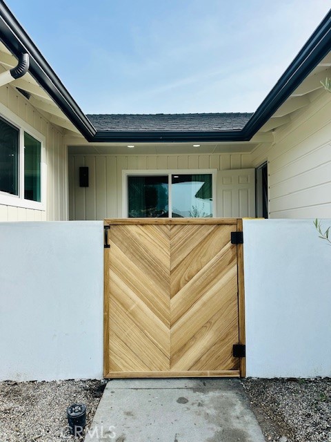 Detail Gallery Image 2 of 35 For 1936 Roxanne, Long Beach,  CA 90815 - 4 Beds | 2 Baths