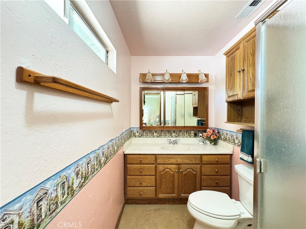 https://media.crmls.org/medias/199ed148-3970-4ebc-8657-672fea86ca6a.jpg?preset=X-Large