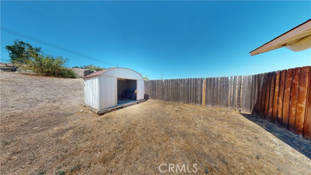 18271 Treleven Avenue, Lake Elsinore CA: https://media.crmls.org/medias/199f46b4-143e-4d72-a1c3-9a55ba5fed1a.jpg