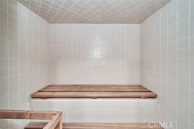 Detail Gallery Image 38 of 45 For 3481 Stancrest Dr #302,  Glendale,  CA 91208 - 3 Beds | 2 Baths