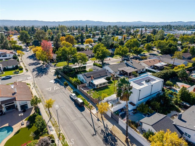 Detail Gallery Image 6 of 32 For 18301 Minnehaha St, Porter Ranch,  CA 91326 - 3 Beds | 2 Baths