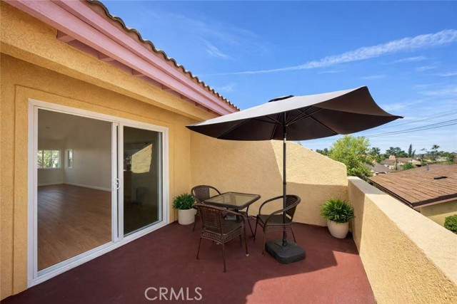 Front Image Thumbnail for CROC26054091