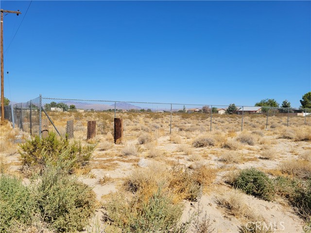 Detail Gallery Image 3 of 10 For 0 Foothill Rd, Lucerne Valley,  CA 92356 - – Beds | – Baths