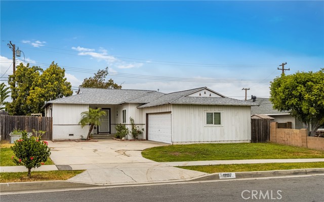 11137 Stamy Road, Whittier CA: https://media.crmls.org/medias/19a0f767-37ca-4637-8cf1-799a2f1444fd.jpg