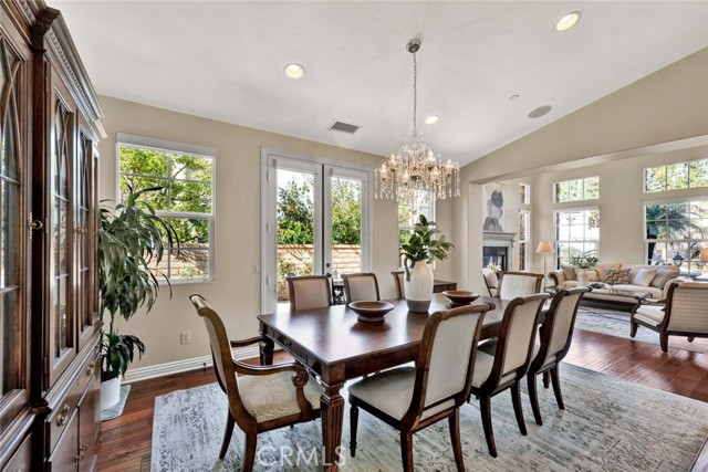 Detail Gallery Image 6 of 33 For 18888 Dry Creek Rd, Yorba Linda,  CA 92886 - 3 Beds | 4 Baths