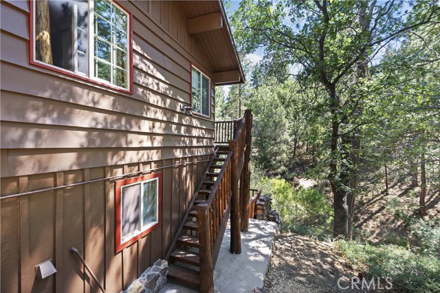 1212 S Minton Avenue, Big Bear City CA: https://media.crmls.org/medias/19a21cc3-e4f7-45a1-87a8-2f50063714e8.jpg