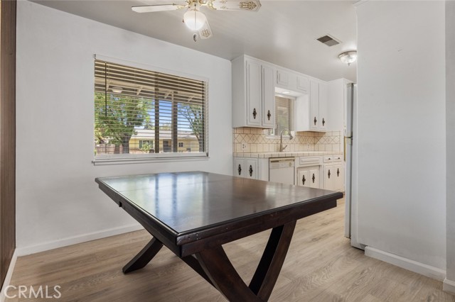1920 E Orangeburg Avenue, Modesto CA: https://media.crmls.org/medias/19a25073-4dda-4dfb-a1bf-2b93f67ff947.jpg