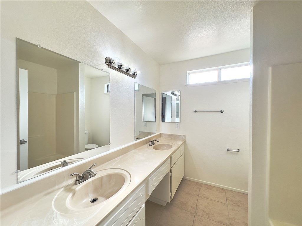 MLS #IV25168693 image #16