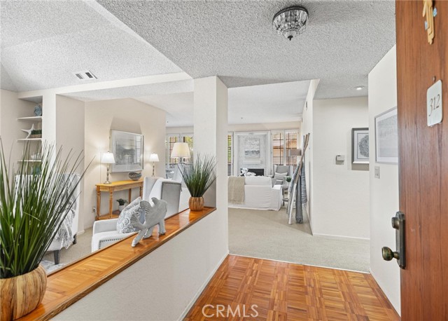 Image 14 of 41 For 2563 Plaza Del Amo  312