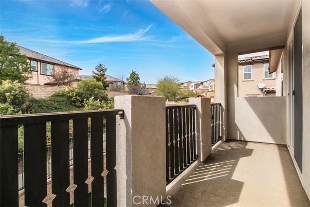 29048 N West Hills Drive, Valencia CA: https://media.crmls.org/medias/19a40727-c282-41d8-9f4f-8ae7031fdb26.jpg