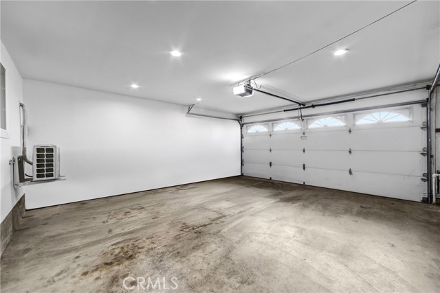 Detail Gallery Image 28 of 36 For 9502 via Salerno, Burbank,  CA 91504 - 2 Beds | 2/1 Baths