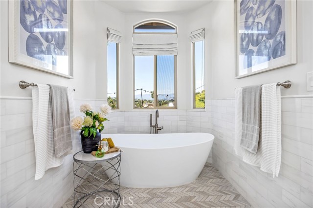 Image 31 of 56 For 4709 Briana Court