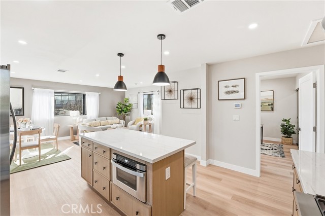 Detail Gallery Image 13 of 57 For 4523 Lexington, Los Angeles,  CA 90029 - 3 Beds | 2 Baths
