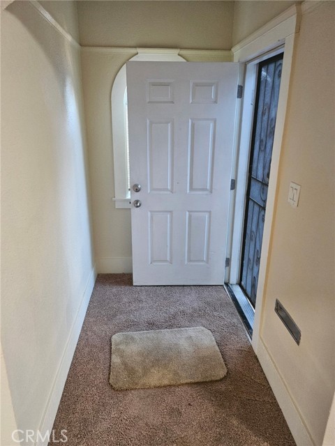 Detail Gallery Image 14 of 17 For 4890 7th Ave, Sacramento,  CA 95820 - 2 Beds | 1 Baths