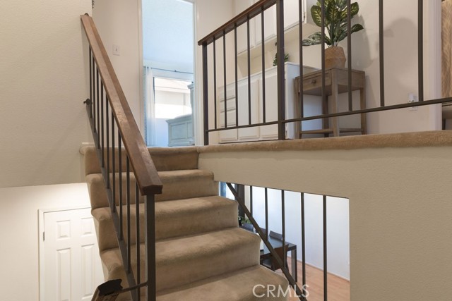 21241 Lassen Street, Chatsworth CA: https://media.crmls.org/medias/19a7f58e-c4fc-4d89-8894-3af125cc1607.jpg