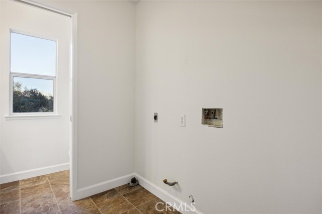 Detail Gallery Image 14 of 54 For 1301 - 1305 Corberosa Dr, Arroyo Grande,  CA 93420 - 6 Beds | 4/1 Baths