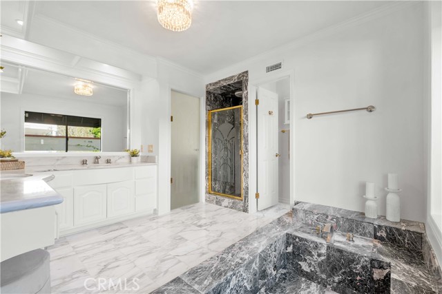 Detail Gallery Image 20 of 33 For 21 Santa Catalina Dr, Rancho Palos Verdes,  CA 90275 - 4 Beds | 3/1 Baths