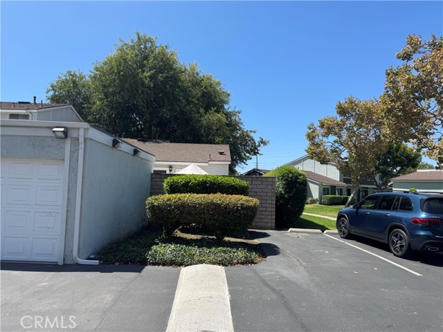 Detail Gallery Image 3 of 8 For 8569 Edgebrook Dr, Garden Grove,  CA 92844 - 3 Beds | 1/1 Baths