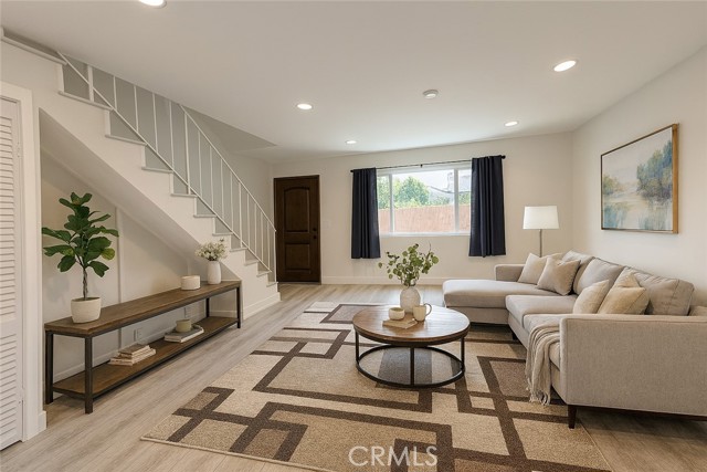Detail Gallery Image 6 of 20 For 2616 Voorhees Ave #2,  Redondo Beach,  CA 90278 - 2 Beds | 1 Baths